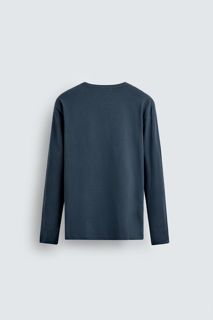 2 Pieces Full Sleeves T-Shirt ( NAVY BLUE & MAROON)